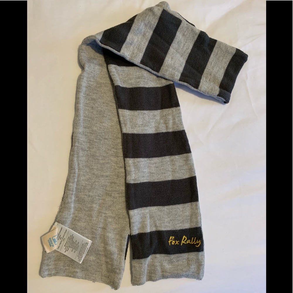 Kids Gray & Black Scarf 🧣